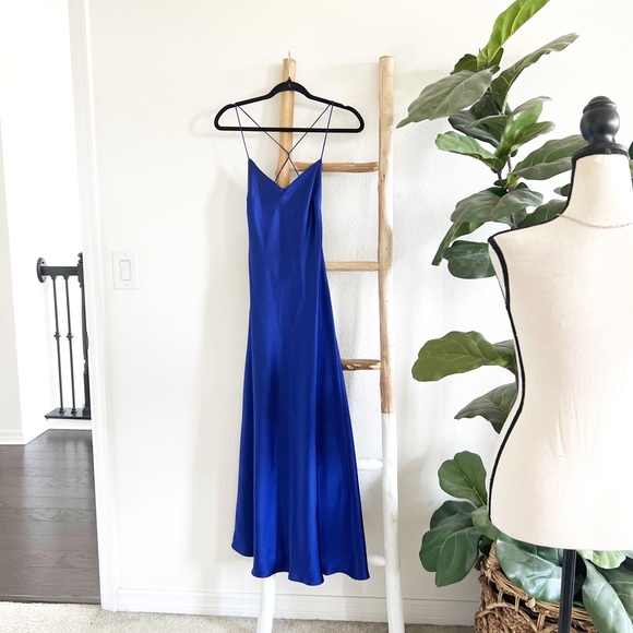 Zara Blogger Fave Satin Effect Blue Midi Maxi Cross Back Dress - Picture 2 of 12